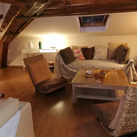 Cosy And Calm In Heart With Free And Large Parking Q-park Chavant Apartmán
