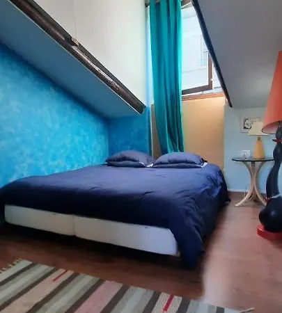 Cosy And Calm In Heart With Free And Large Parking Q-park Chavant Apartman