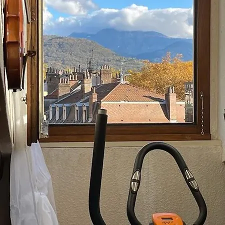 Cosy And Calm In Heart With Free And Large Parking Q-park Chavant Apartment Grenoble